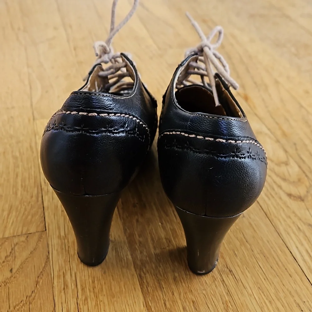 Fossil Tamiko Leather Oxford Heeled Booties 7